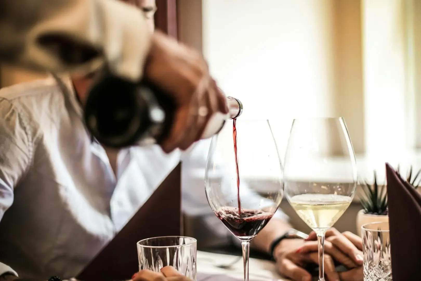 Promozione del vino sardo nei mercati extra UE. Pubblicato il bando per le domande di aiuto 2026- 2027